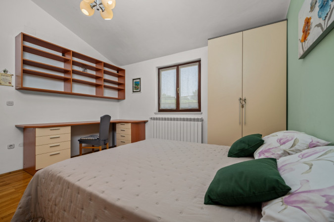 Interior, Greenstone House Presika Labin