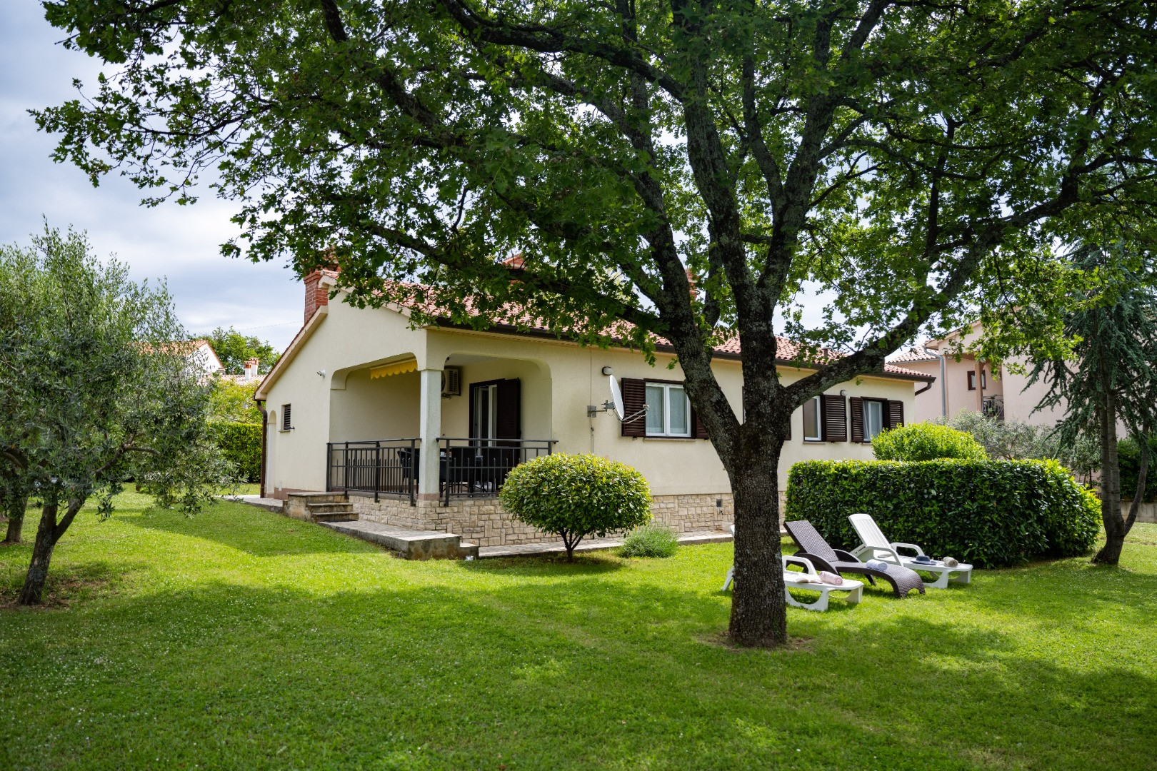 Greenstone House Presika - A Peaceful Istrian Oasis With A Garden And A Pool, Greenstone House Presika Labin